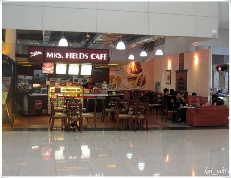 Kat's Musings: Food Outlets at the NAIA Terminal 3