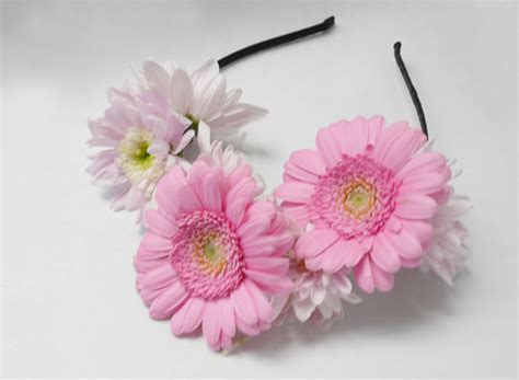 DIY Fresh Flower Headband