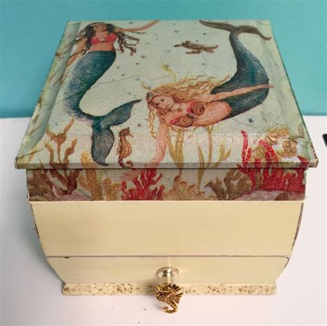 Mermaid Jewelry Box | Mermaid jewelry, Beach themed room, Decorative boxes