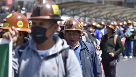 Cooperativistas piden a Arce más áreas mineras y cambio de política