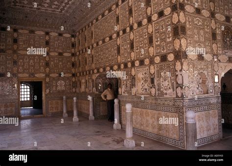 Inside the Amber Fort at Jaipur in Rajasthan India Stock Photo - Alamy