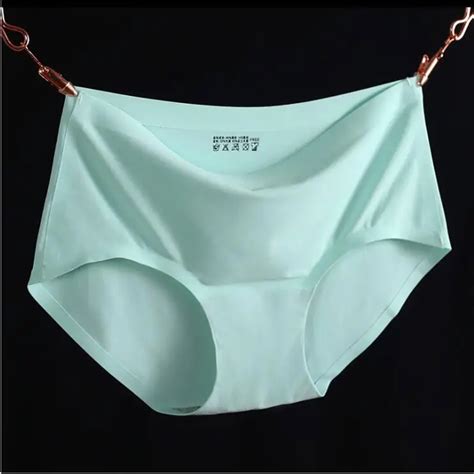 Women Seamless Underwear Invisible Ice Silk Brief Sexy Non Trace Ladies