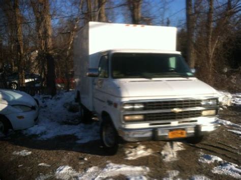 Purchase used 1995 Chevrolet G20 Chevy Van Extended Cargo Van 3-Door 4 ...