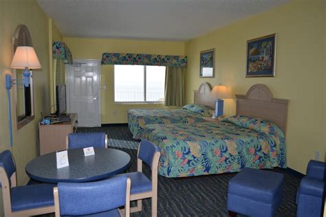 Palmetto Inn & Suites Panama City Beach | Bookonline.com