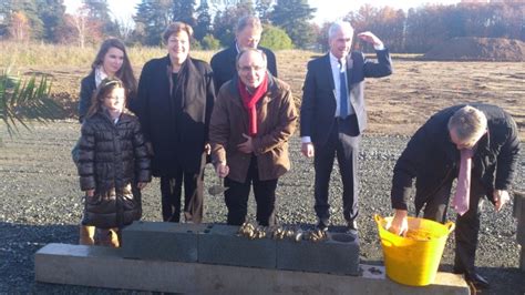 Première pierre dun centre de loisirs Le blog dÉric Thouzeau