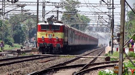 Train Hitting Mps Conventional Loco In Action Mail Express