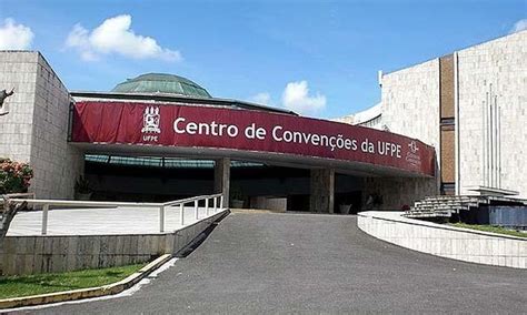 Teatro Da Ufpe Completa Anos Fechado E Ganha Novo Contrato De