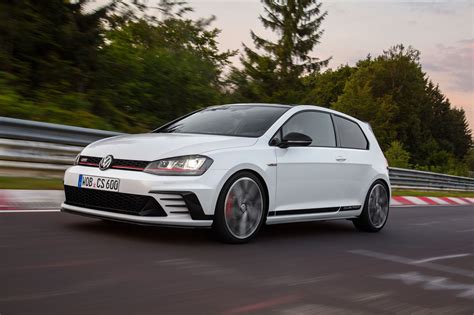 Vw Golf Gti Clubsport 2016 The Most Powerful Gti Yet Car Magazine