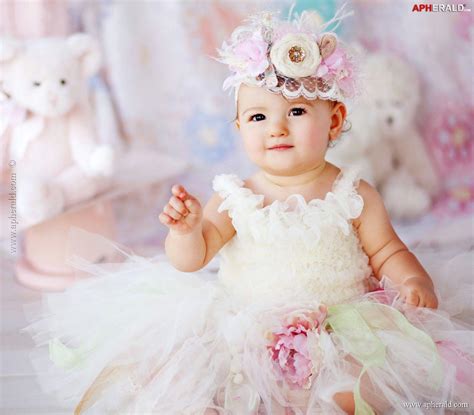 Cute Baby Girls Wallpapers Wallpaper Cave