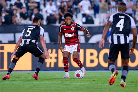 Botafogo X Flamengo Sem Tv Aberta Saiba Onde Assistir Ao Cl Ssico