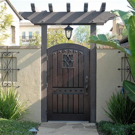 Premium Wood Gates - Garden Passages