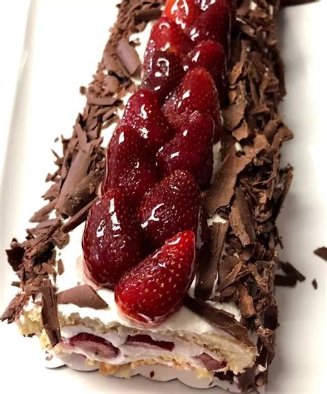 Brazo Gitano de Fresas con Chocolate Pagina Web de Shaws Mié 29 04 2020