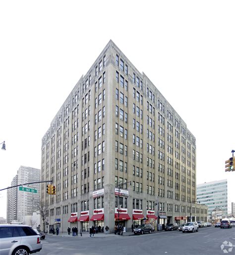 Transit Info for E 161 St and Grand Concourse Bus Stop 11