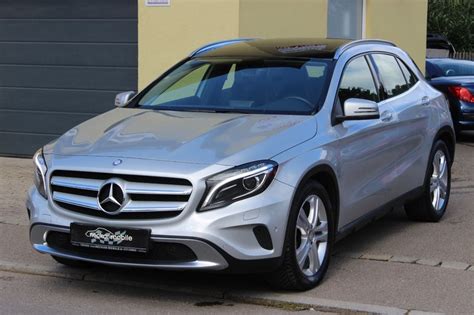 Mercedes Benz GLA 200 Urban Xenon Navi Pano PDC Ahk Sitzheiz Gebraucht