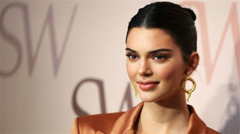 Kendall Jenner Net Worth 2022: ‘The Kardashians,’ ‘KUWTK’ Salaries ...