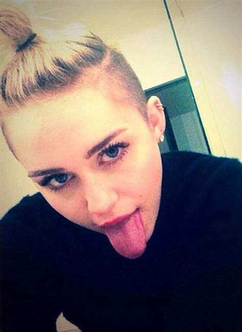 Miley Cyrus Allegedly Wrote An Open Letter to Liam Hemsworth After ...