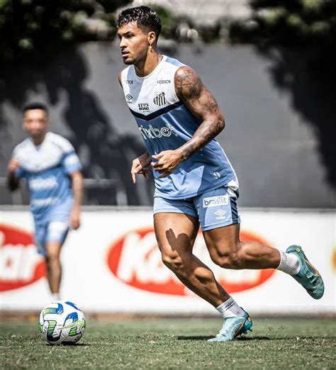 Marcos Leonardo Retorna Ao Santos Ap S Defender A Sele O E Deve Jogar