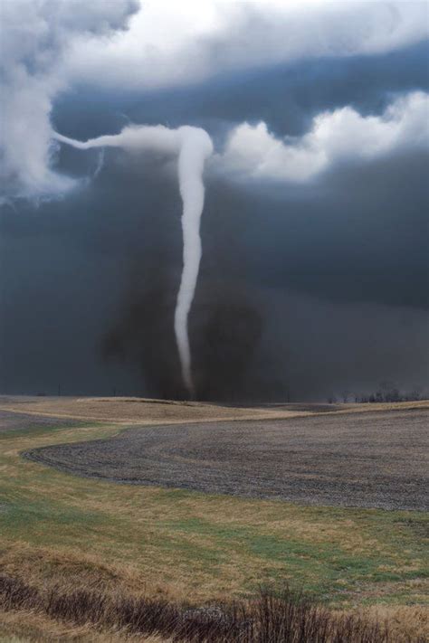 April 4 2023 Beautiful Tornado Near Knoxville Iowa Iawx Tornado Storm Pictures Tornado