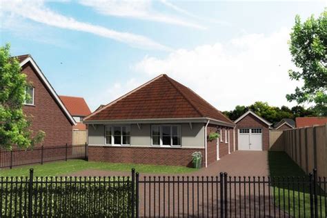 Claydon Park Off Burgh Road Gorleston Nr31 3 Bedroom Detached