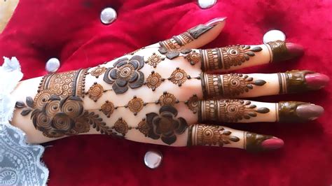 Top 999+ henna mehndi designs images – Amazing Collection henna mehndi ...