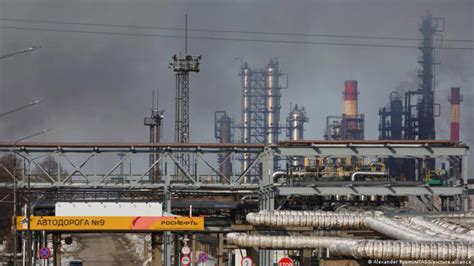 Ukraine Updates Drone Reportedly Hits Russian Oil Refinery