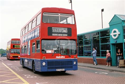 The Transport Library Metroline MCW Metrobus M125 BYX125V On Route