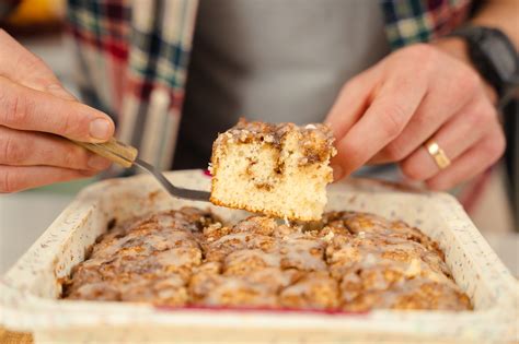 No Yeast Cinnamon Bun Coffee Cake The East Coast Kitchen