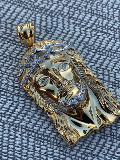 14k Gold Jesus Piece Pendant | Harlem Bling