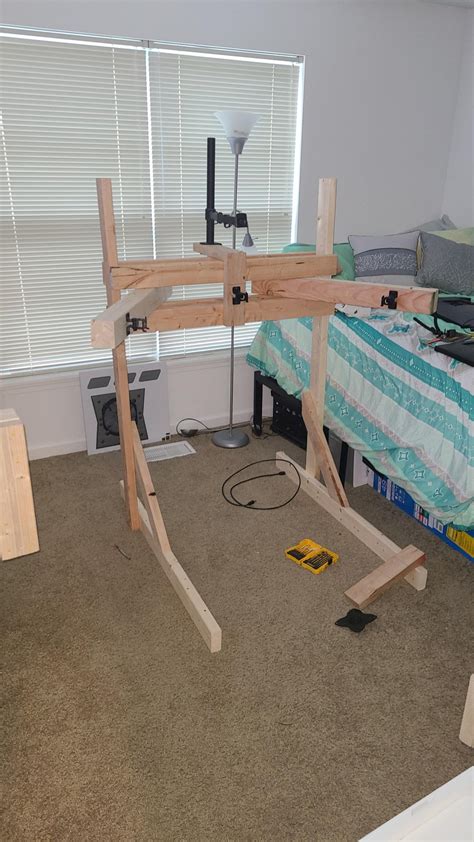 DIY Triple Monitor Stand (~$75) : r/simracing