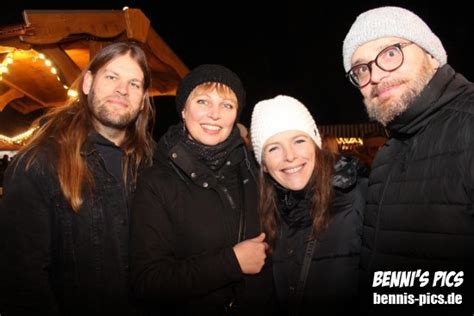 Photo Kunsthandwerk Christkindlmarkt Cafe Neon Landshut