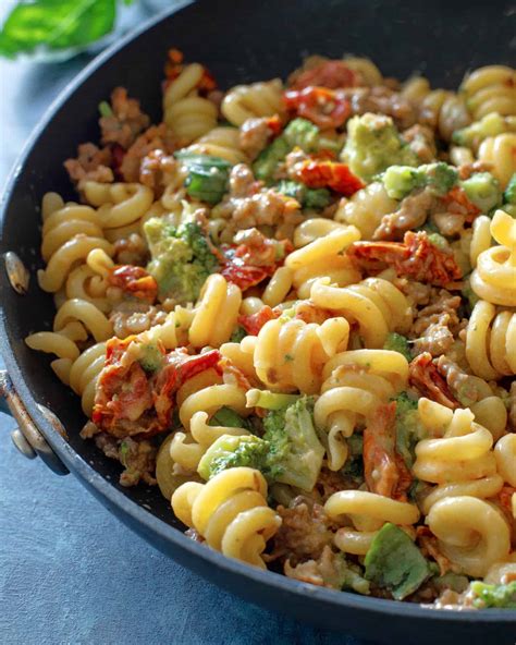 Sausage Broccoli And Sun Dried Tomato Pasta My Food Cravings