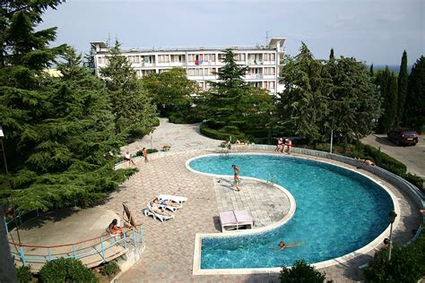 САНАТОРИИ АЛУШТЫ // Крым Официальный сайт цены на 2025 год с лечением