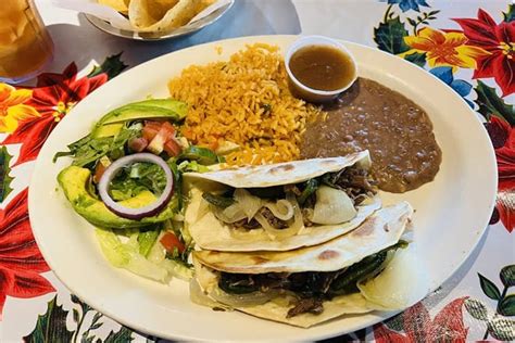 11 Best Mexican Restaurants in Dallas, TX (for 2024)