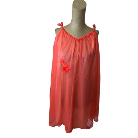 Vanity Fair Intimates And Sleepwear Vintage 6s Vanity Fair Nightie Night Gown Size Medium