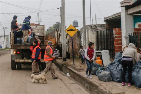 Crecida Del R O Gualeguaych Las Personas Evacuadas Regresan A Sus