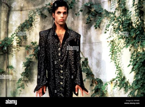 Prince under cherry moon 1986 hi-res stock photography and images - Alamy