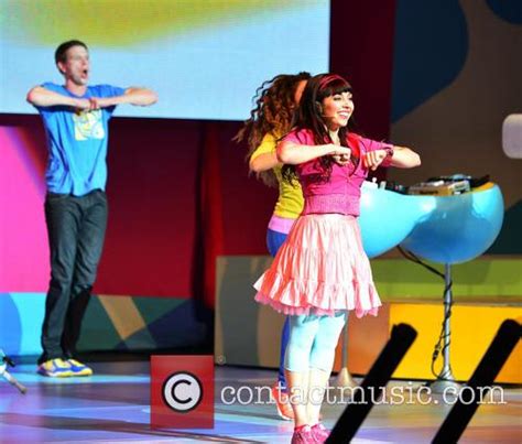 Jon 'Twist' Beavers - The Fresh Beat Band perform live in concert | 15 ...