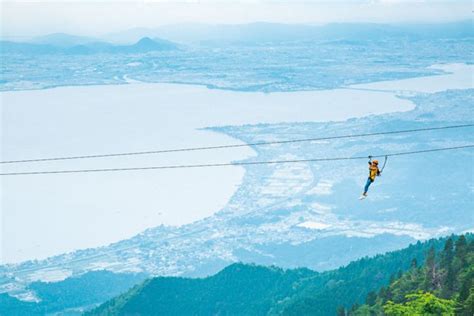 「びわ湖バレイ」で琵琶湖を見下ろす空中散歩で絶叫と絶景を同時に味わおう Peachy ライブドアニュース