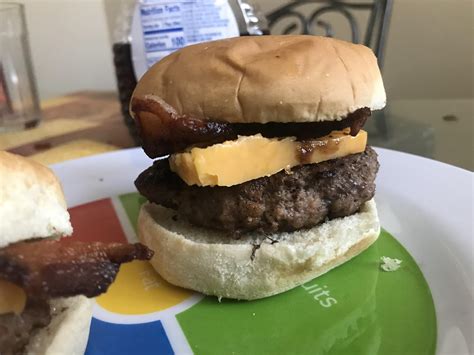 Plain Burger : r/burgers