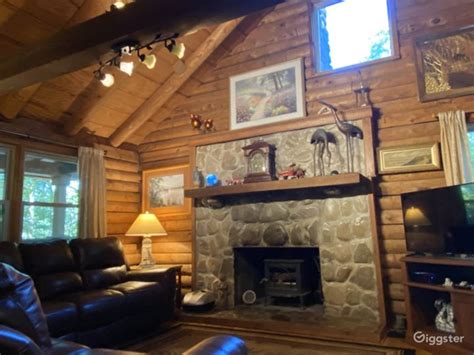 Log Cabin on Lake | Rent this location on Giggster