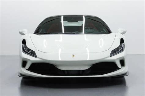 Sunday Car Rental Ferrari F8 Tributo