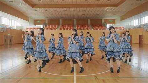 K川の支流 ⊿and📻📺 On Twitter 選曲は、乃木坂46『思い出ファースト』。 先程ゲストだった久保ちゃんの3期生曲。 センターは