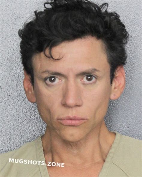 Carillo Juan Carlos Fernande 11092022 Broward County Mugshots Zone