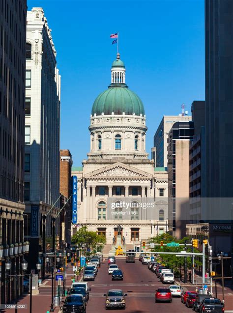 Indiana State Capitol Building High-Res Stock Photo - Getty Images