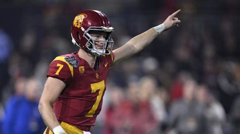 USC Football: Trojans Projected Offense Reveals Starting Quarterback