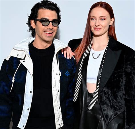 Joe Jonas E Sophie Turner Estariam Se Divorciando Ap S Quatro Anos De