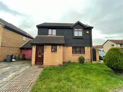 3 Bed Detached House For Sale In Sheppard Drive Springfield