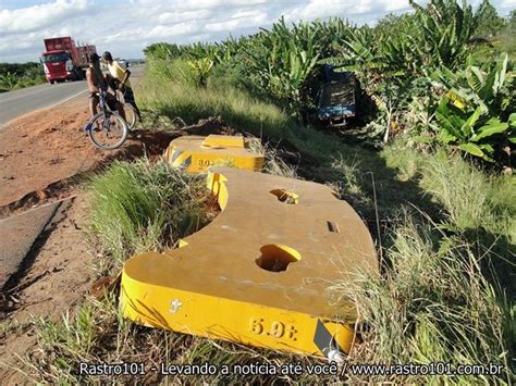 Carreta Tomba Em Acidente Na Br 101 Acidentes Rastro101