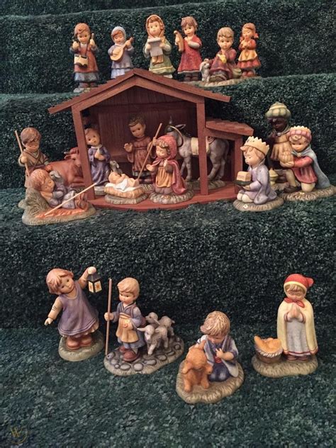 Berta Hummel Goebel Pc Nativity Set W Creche Most Boxes