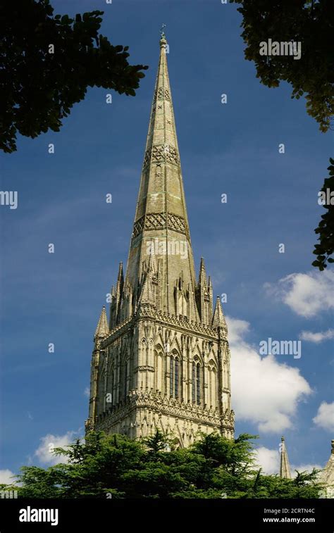 The spire of Salisbury cathedral Stock Photo - Alamy